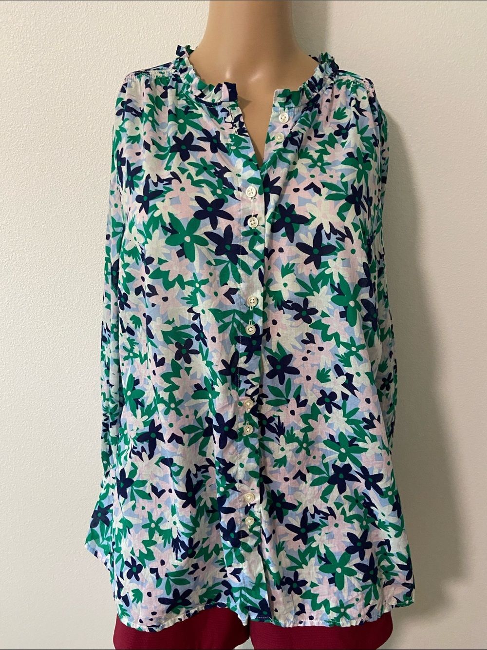 Talbots cotton Floral Button-Down Blouse in Green & Blue